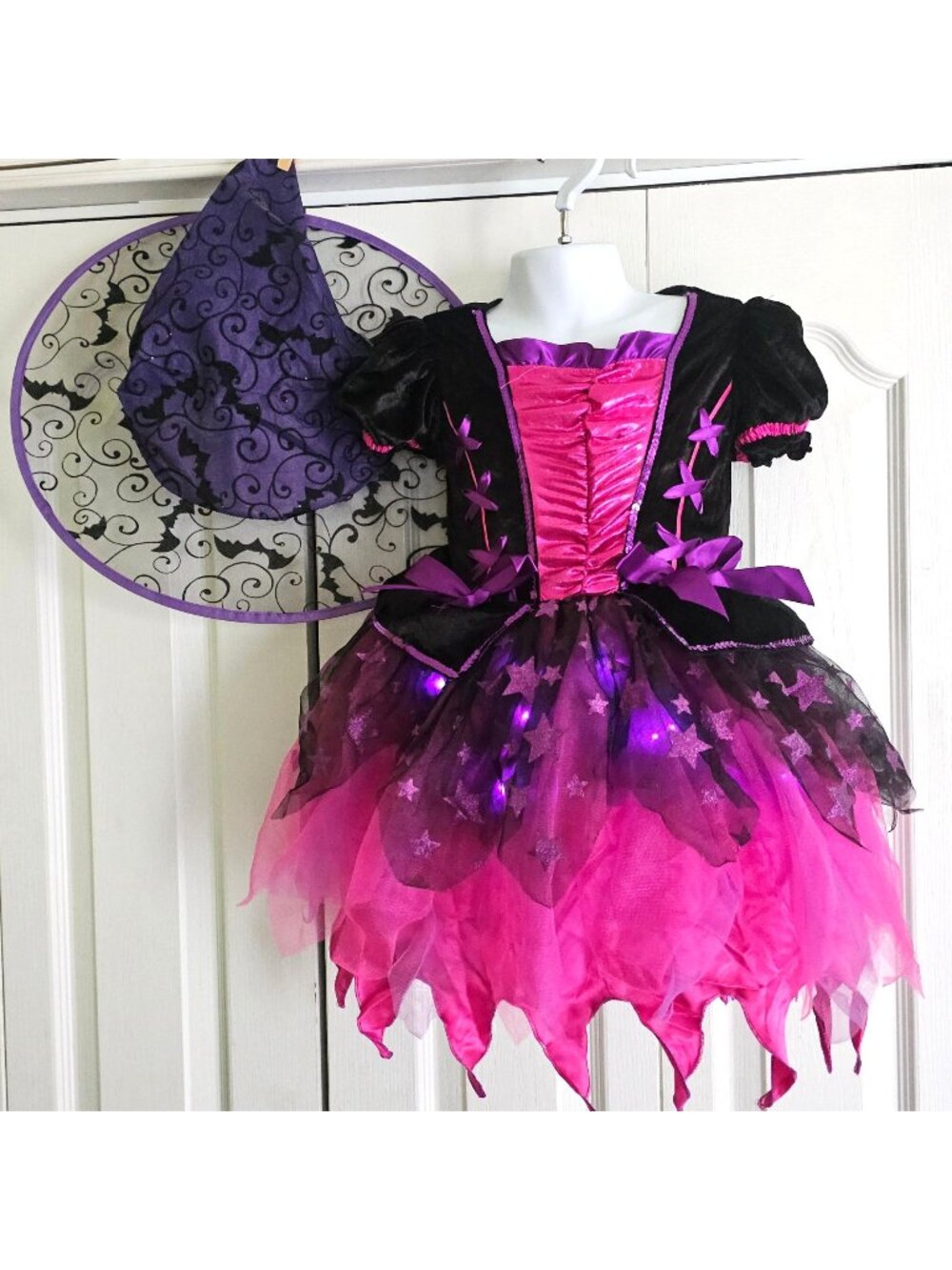 Sparkle Light-Up Witch Costume Girls 4-6 Hat Dress Purple Pink Stars Halloween